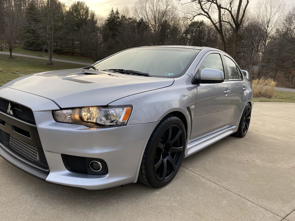 2011 Mitsubishi Lancer Evolution X 9th Gen - Image 22 of 31