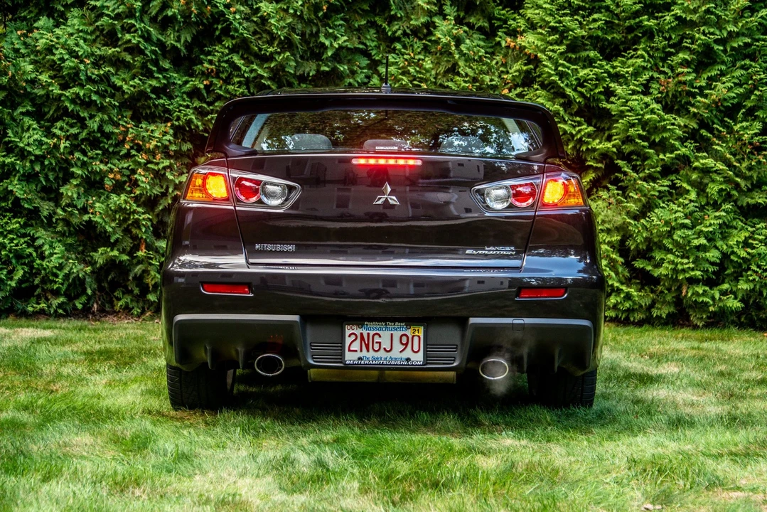 2011 Mitsubishi Lancer Evolution X 9th Gen - Image 9 of 31