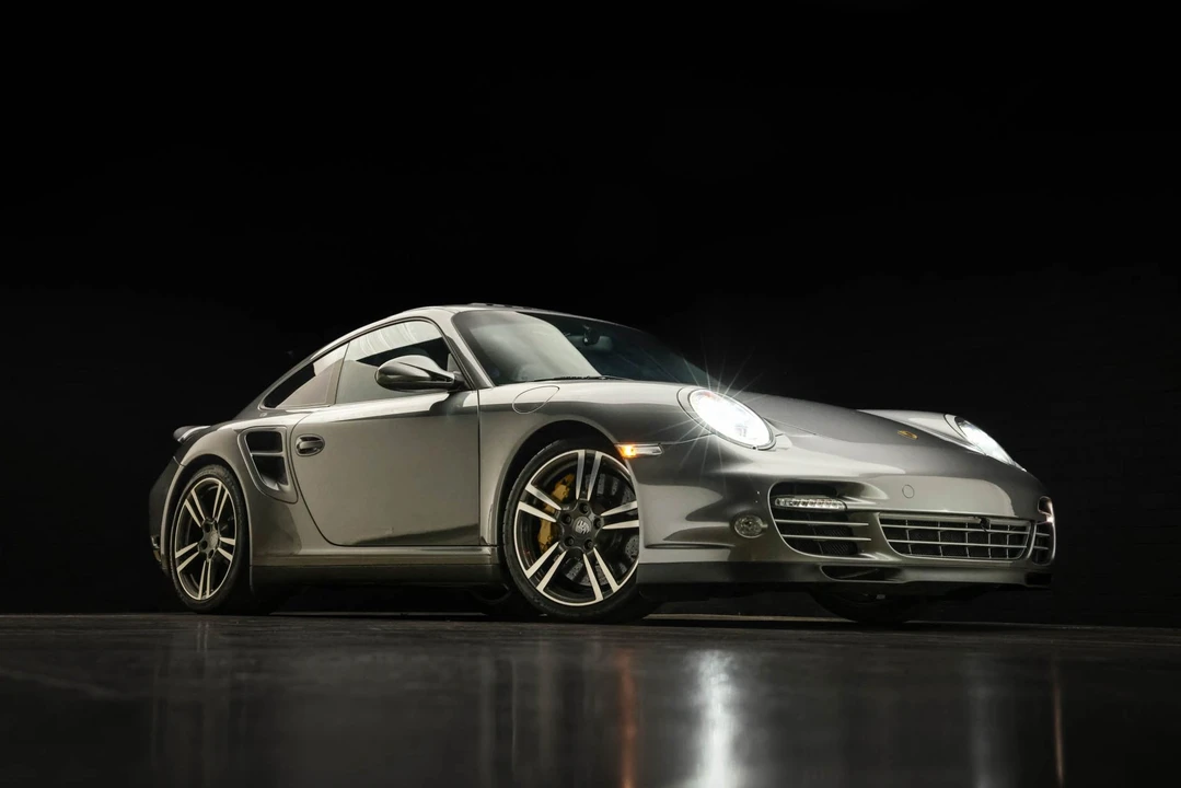 2011 Porsche 997 Turbo - Image 26 of 31
