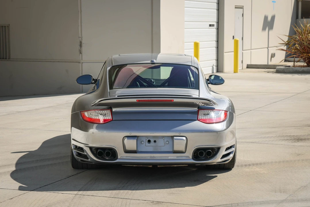 2011 Porsche 997 Turbo - Image 13 of 31