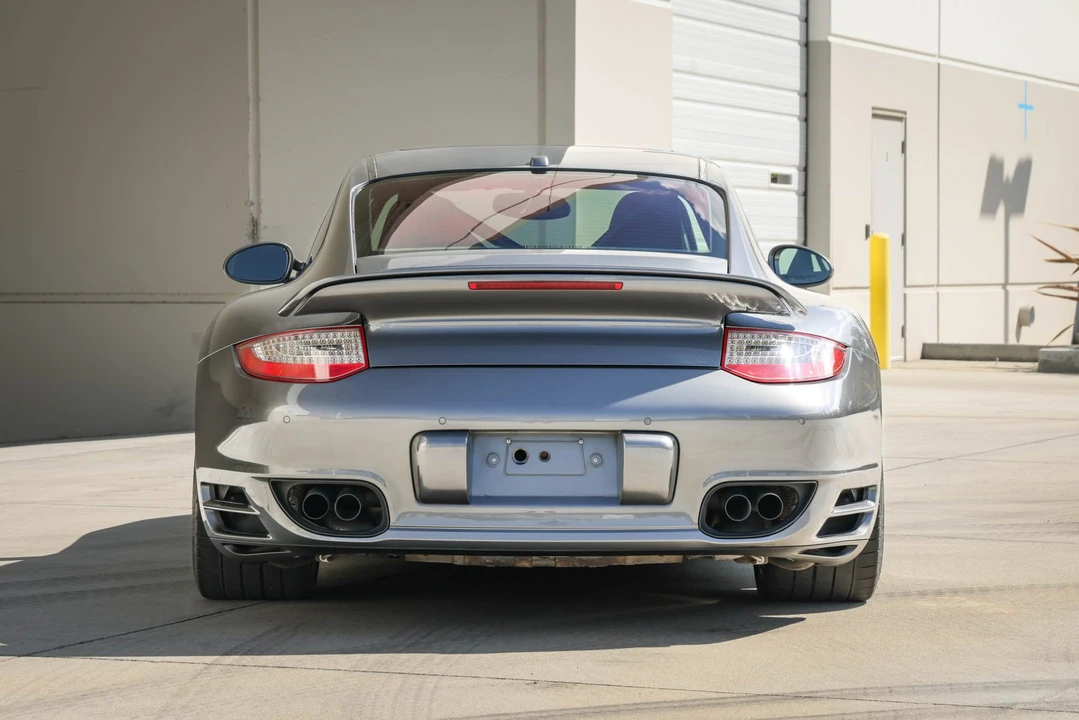 2011 Porsche 997 Turbo - Image 12 of 31