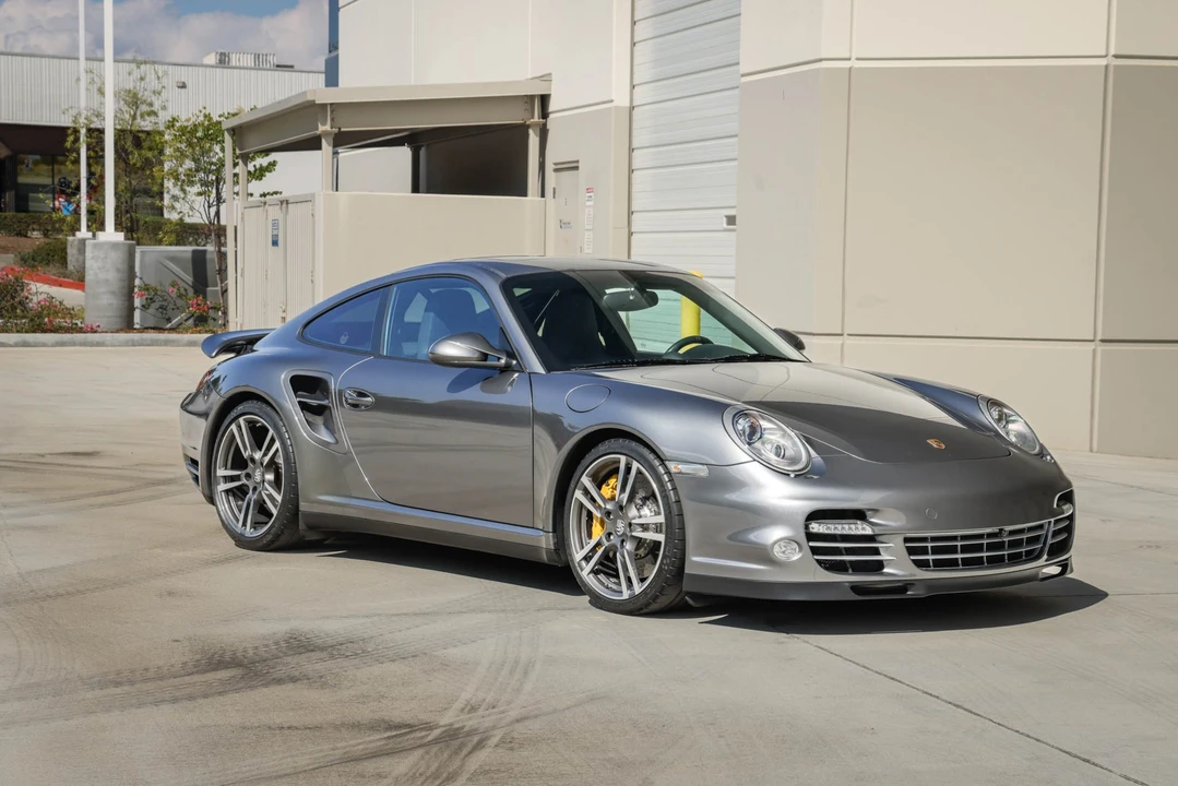 2011 Porsche 997 Turbo - Image 5 of 31