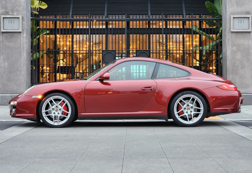 2011 Porsche 997 Carrera 4S - Image 6 of 6