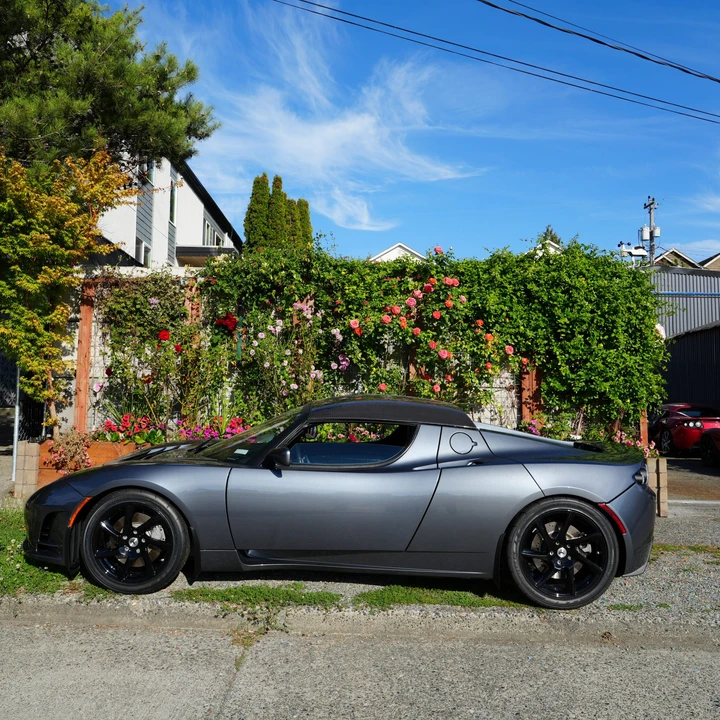 2011 Tesla Roadster - Image 12 of 31