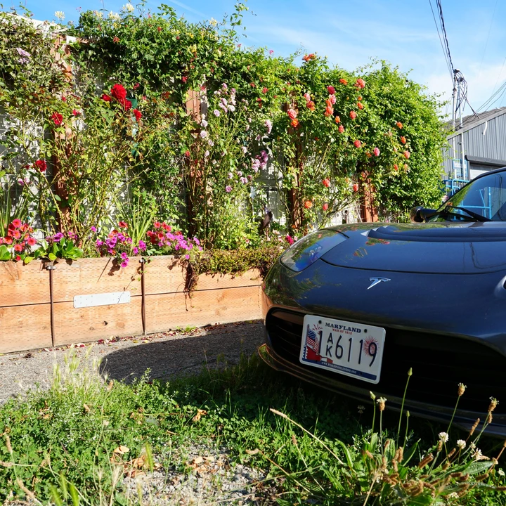 2011 Tesla Roadster - Image 22 of 31
