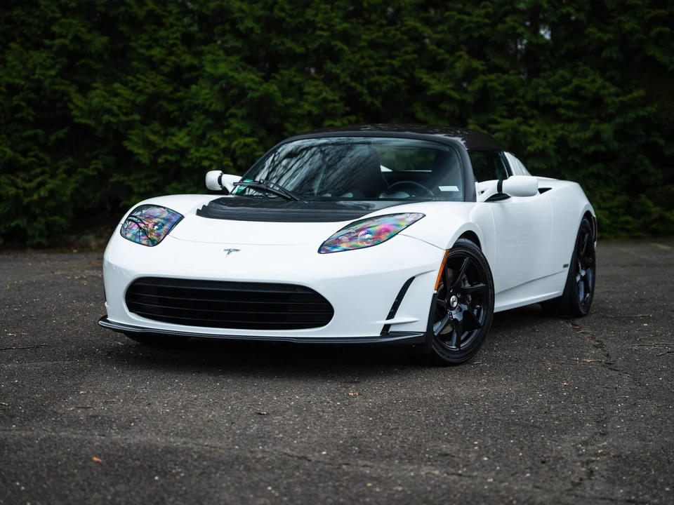 2011 Tesla Roadster - Image 2 of 31