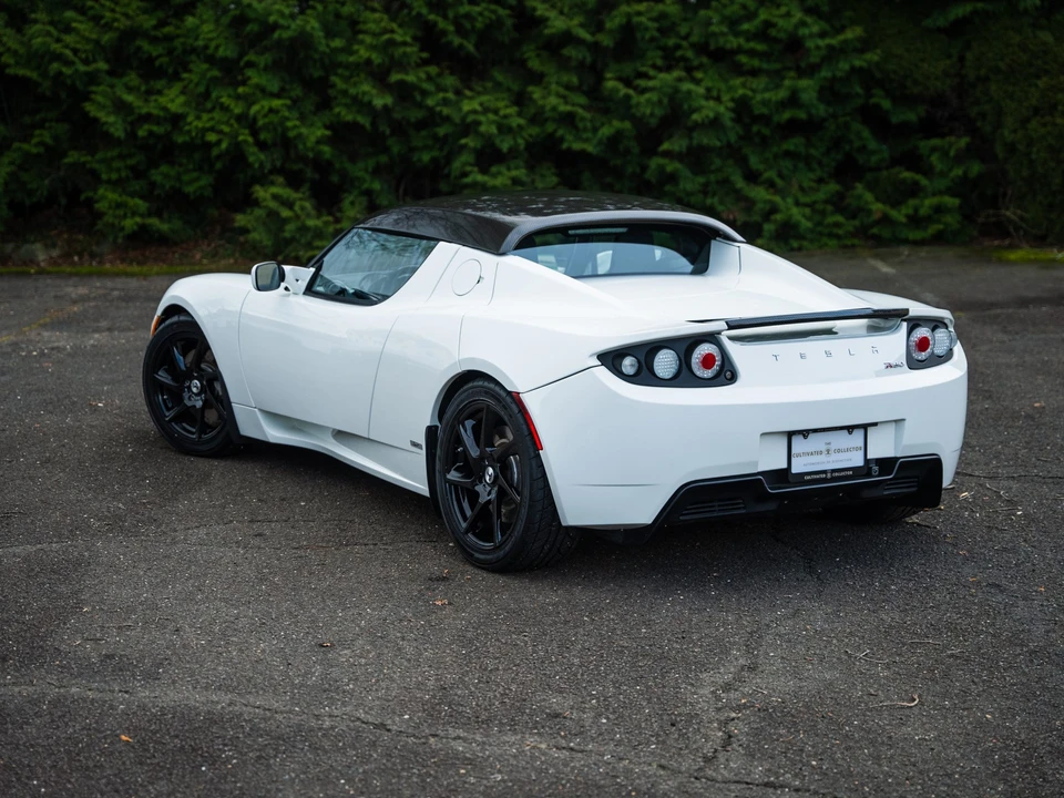 2011 Tesla Roadster - Image 22 of 31