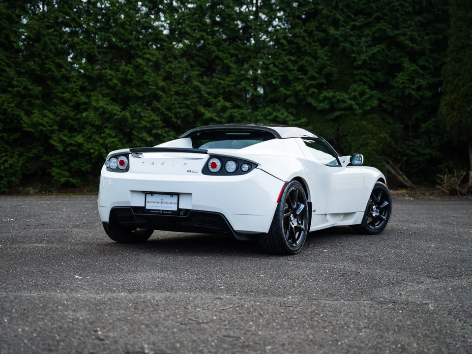 2011 Tesla Roadster - Image 14 of 31