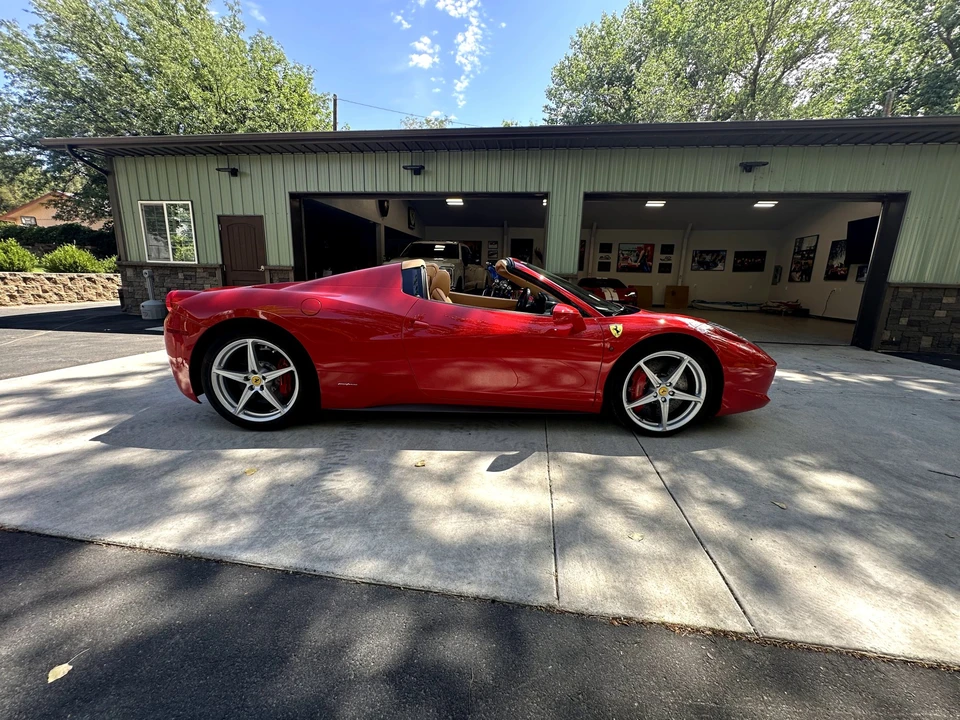 2012 Ferrari 458 Spider - Image 4 of 31