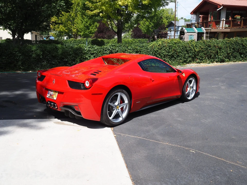 2012 Ferrari 458 Spider - Image 16 of 31