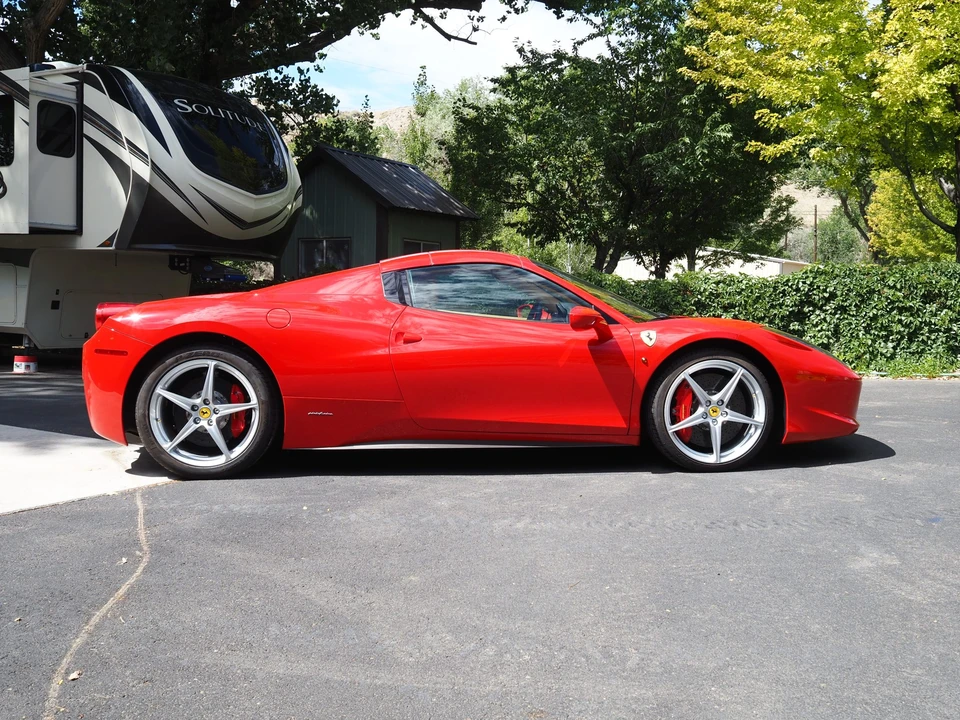 2012 Ferrari 458 Spider - Image 13 of 31