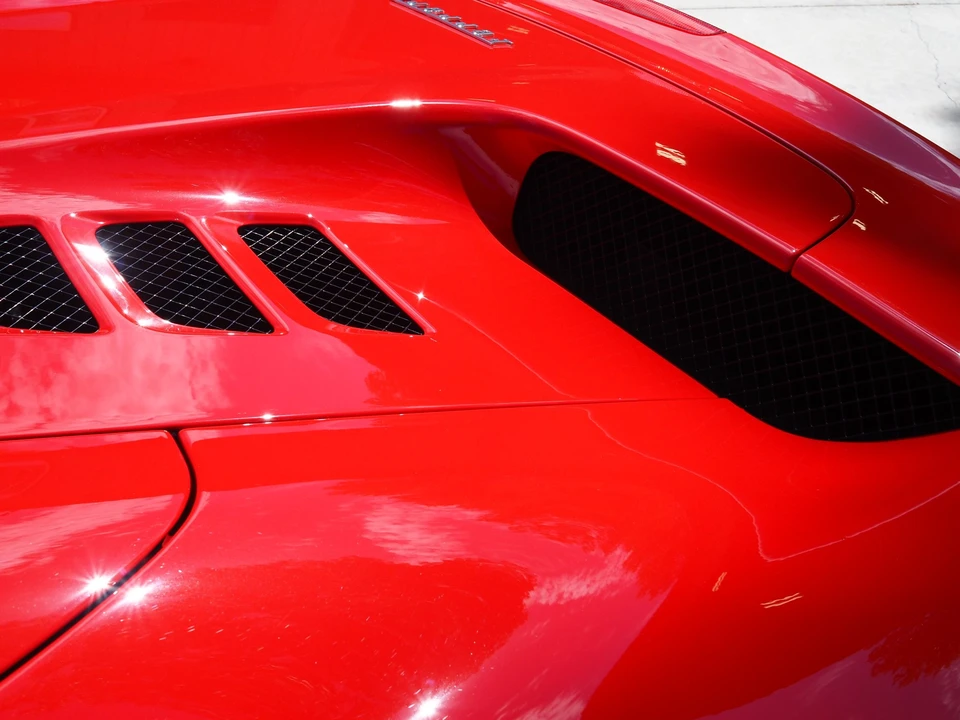 2012 Ferrari 458 Spider - Image 26 of 31