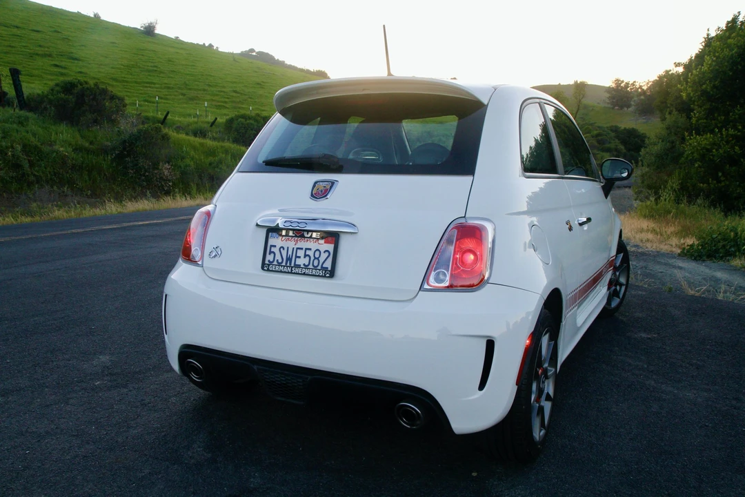 2012 Fiat Abarth 500 - Image 11 of 31