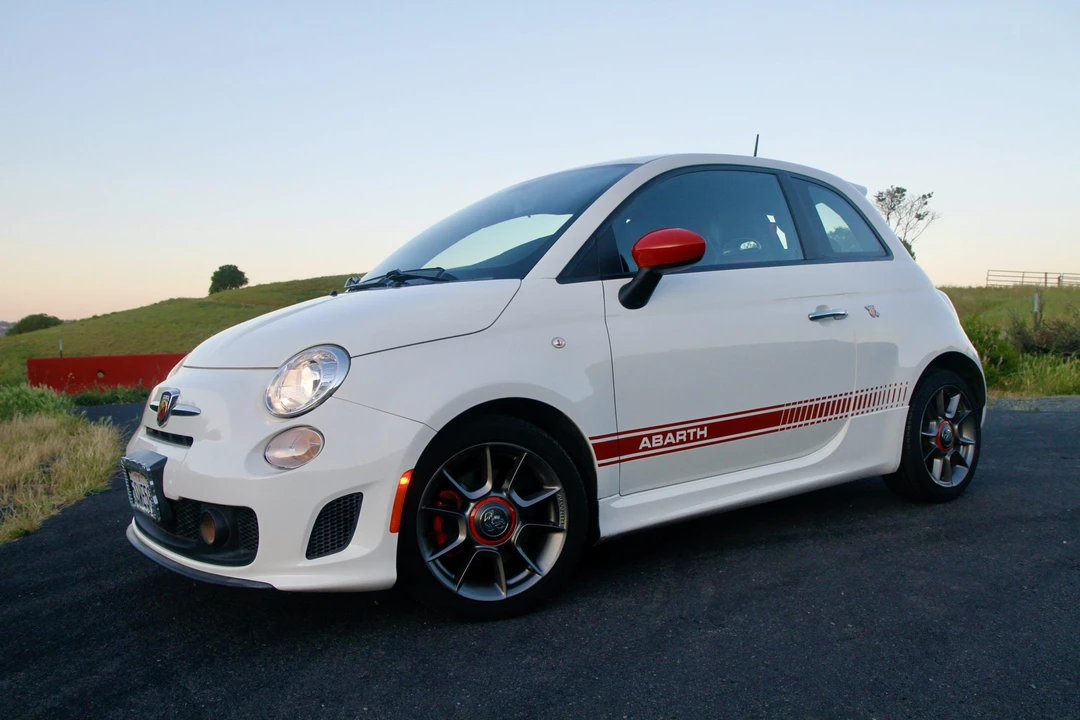 2012 Fiat Abarth 500 - Image 19 of 31