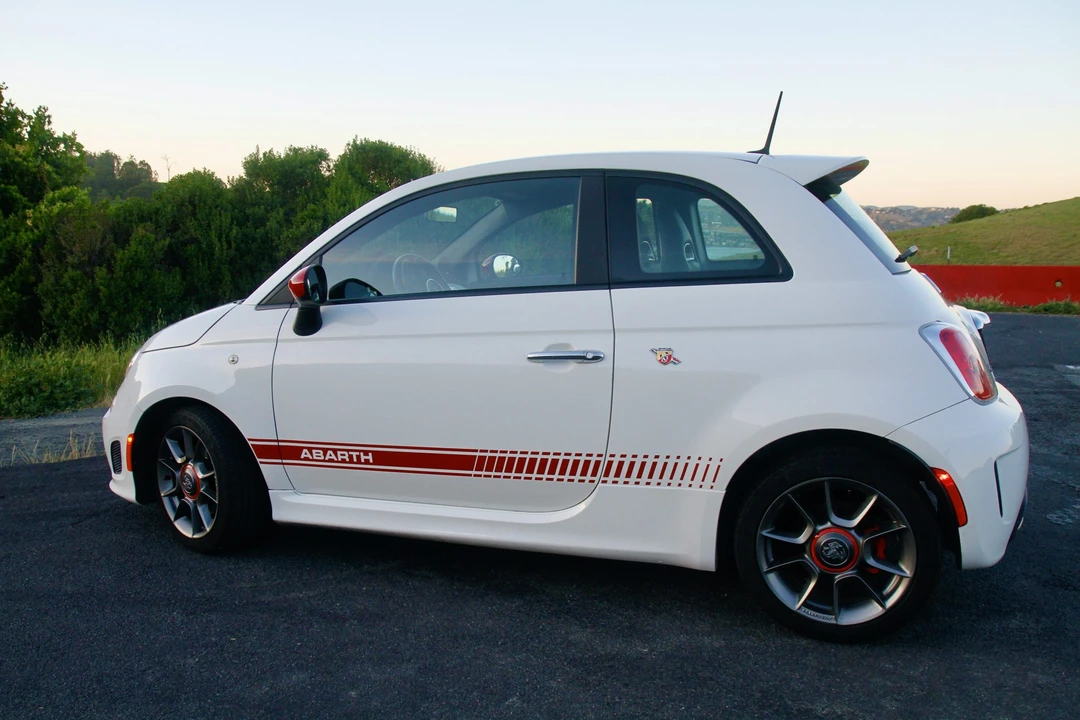 2012 Fiat Abarth 500 - Image 17 of 31