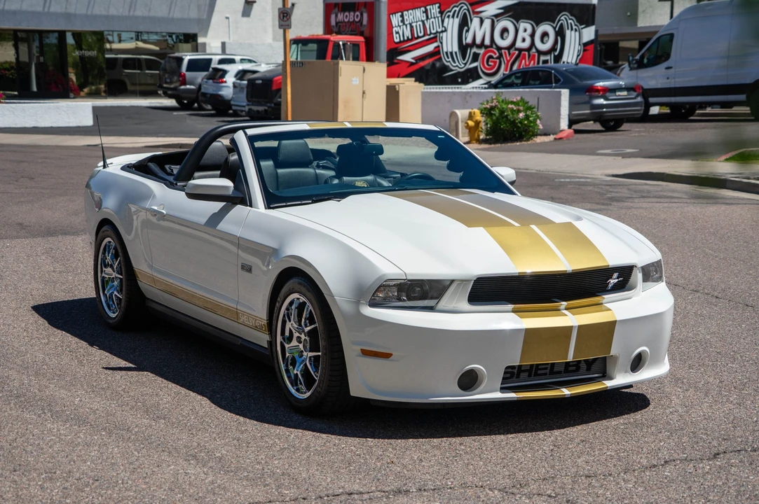 2012 Ford S197 II Shelby Mustang GT & GTS - Image 21 of 31