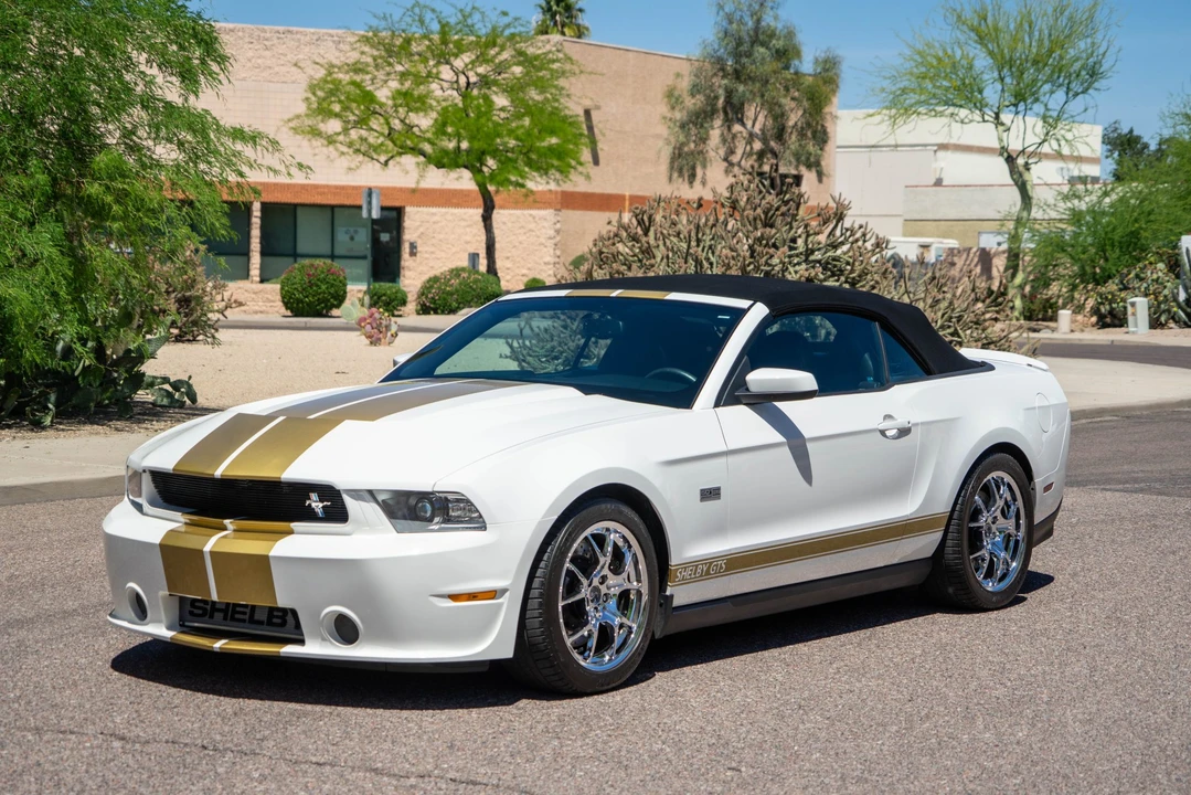 2012 Ford S197 II Shelby Mustang GT & GTS - Image 27 of 31