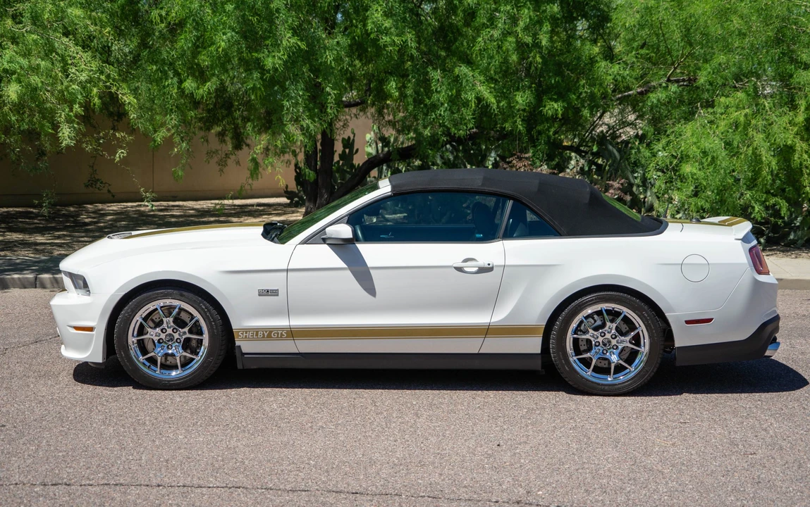 2012 Ford S197 II Shelby Mustang GT & GTS - Image 30 of 31