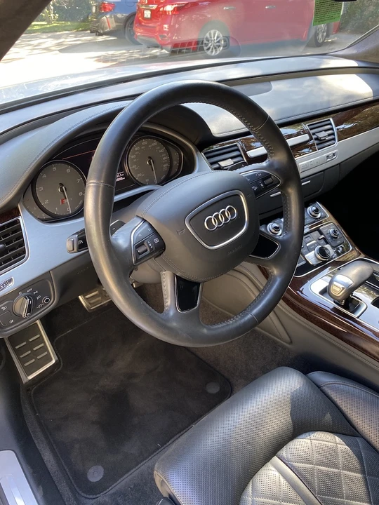 2013 Audi D4 S8 - Image 23 of 31