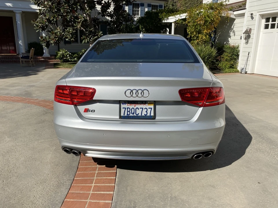 2013 Audi D4 S8 - Image 10 of 31