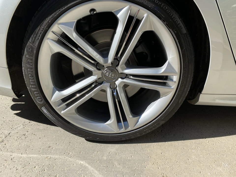 2013 Audi D4 S8 - Image 22 of 31