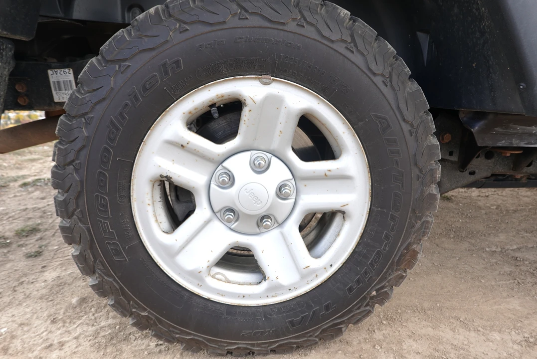 2013 Jeep JK Wrangler - Image 24 of 31