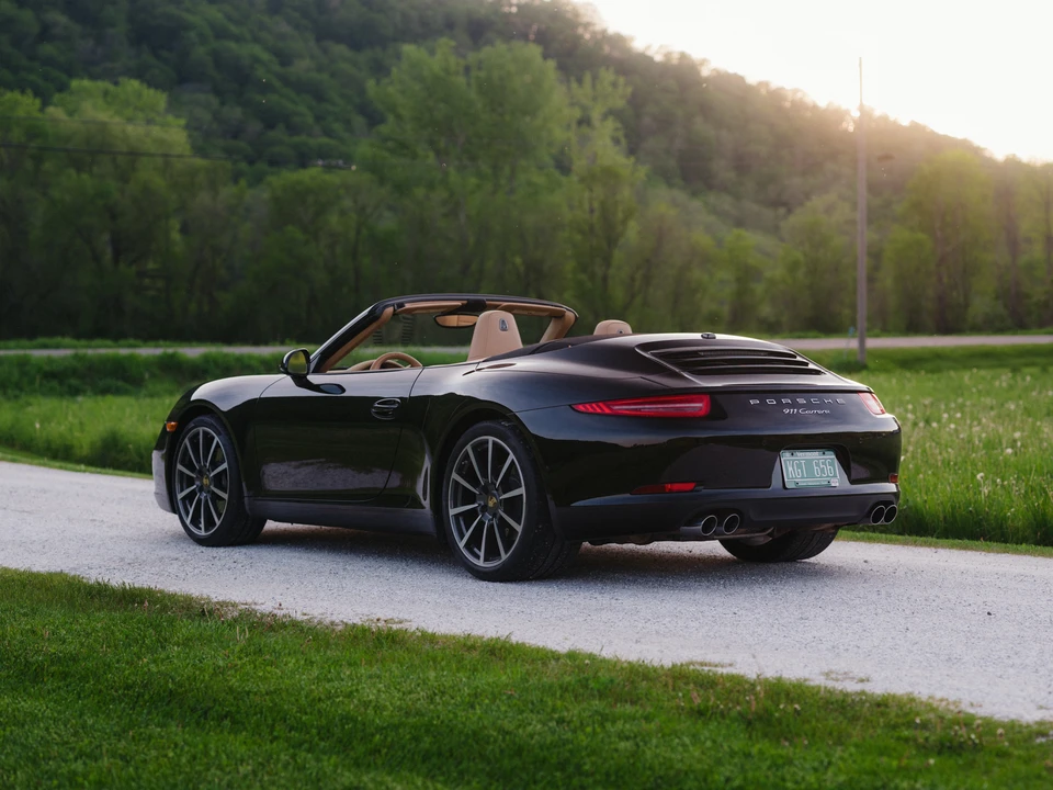 2013 Porsche 991 Carrera - Image 12 of 31