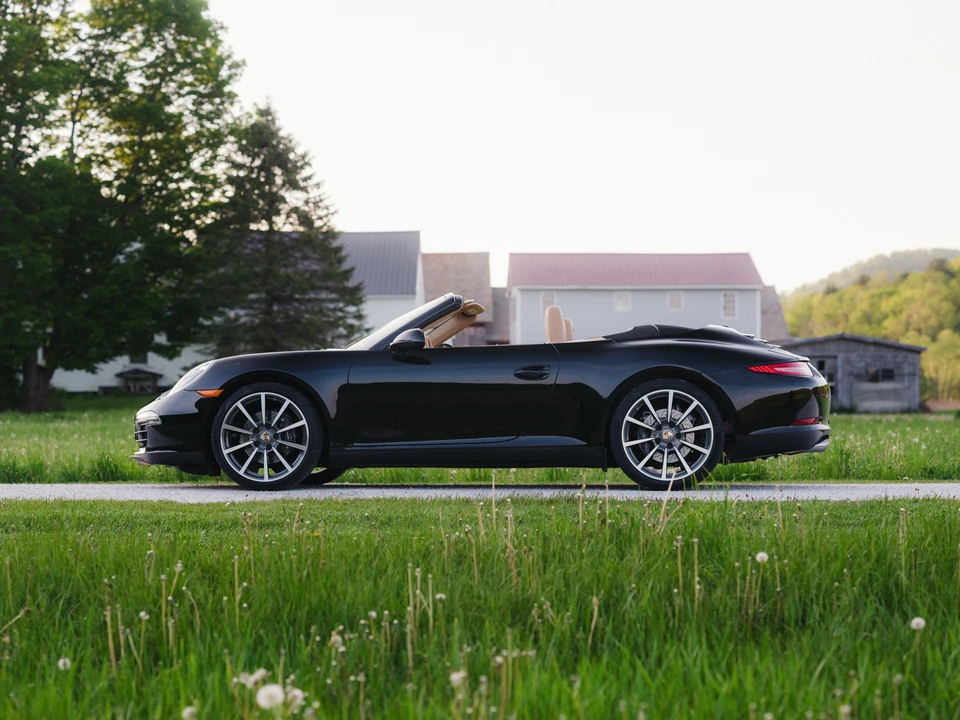 2013 Porsche 991 Carrera - Image 13 of 31