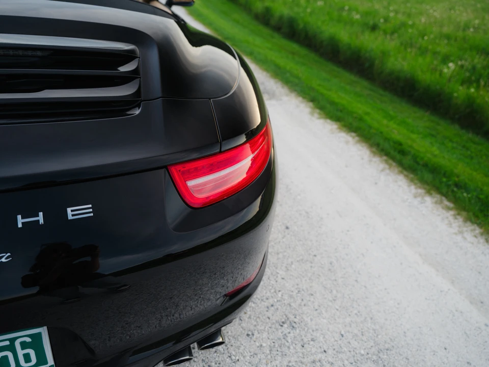 2013 Porsche 991 Carrera - Image 24 of 31