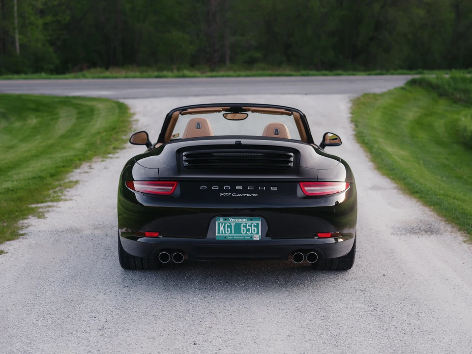 2013 Porsche 991 Carrera - Image 11 of 31