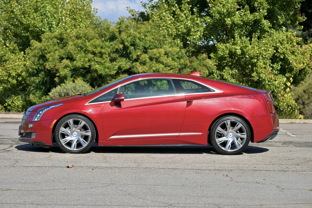 2014 Cadillac ELR - Image 4 of 31