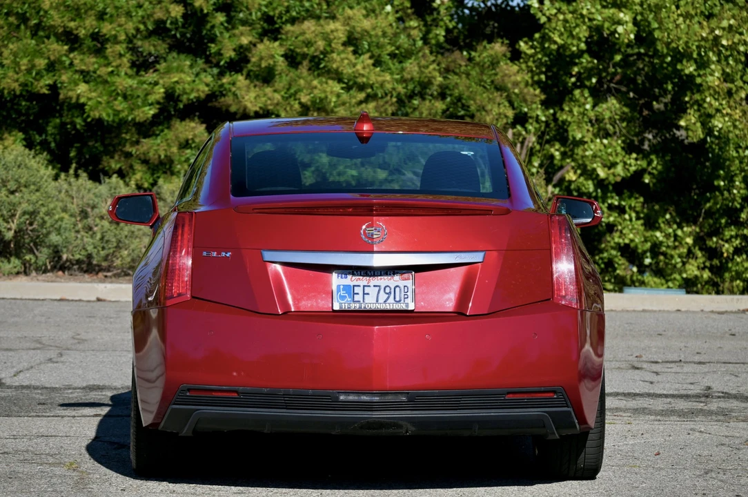 2014 Cadillac ELR - Image 8 of 31