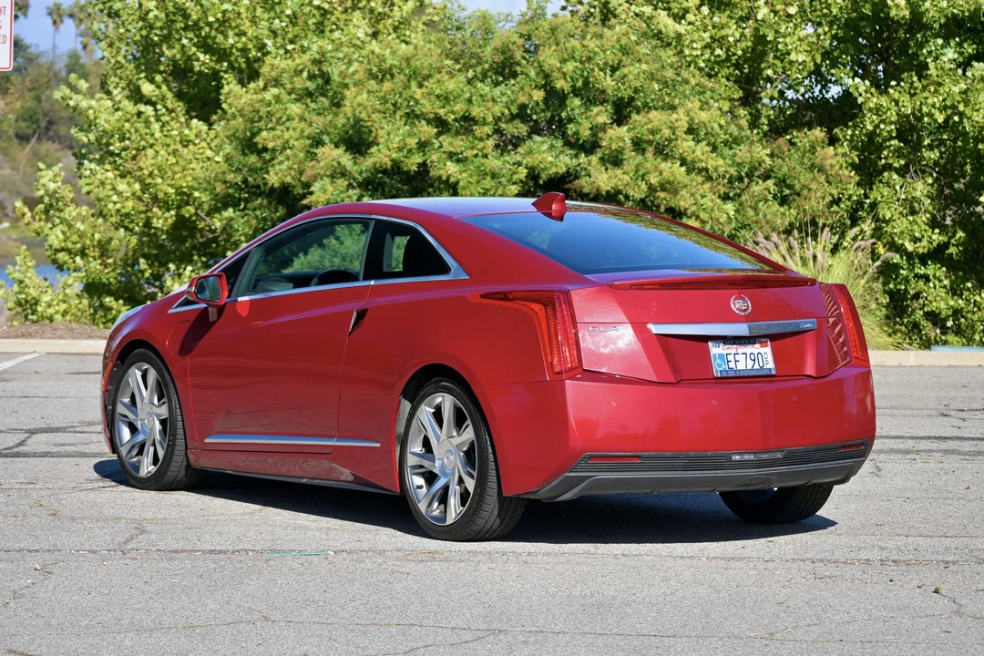 2014 Cadillac ELR - Image 6 of 31