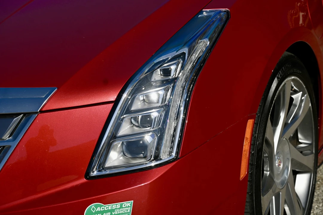 2014 Cadillac ELR - Image 30 of 31
