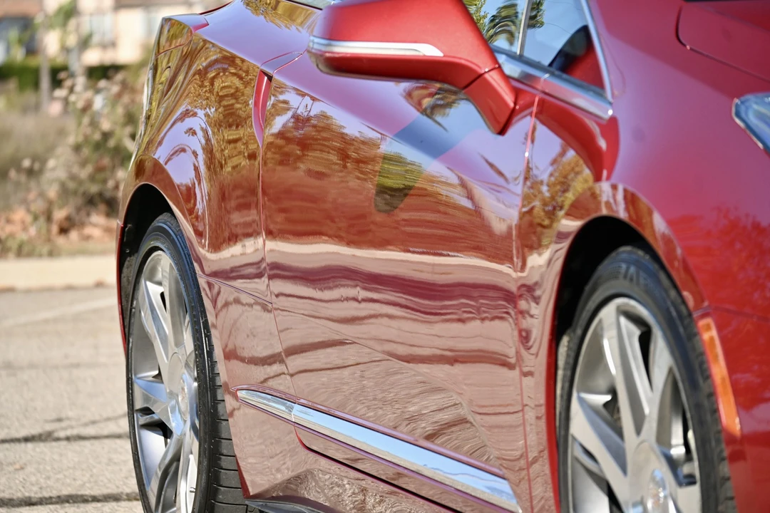 2014 Cadillac ELR - Image 25 of 31