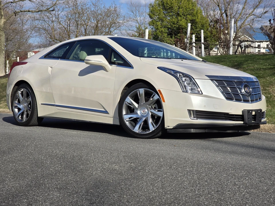 2014 Cadillac ELR - Image 22 of 31