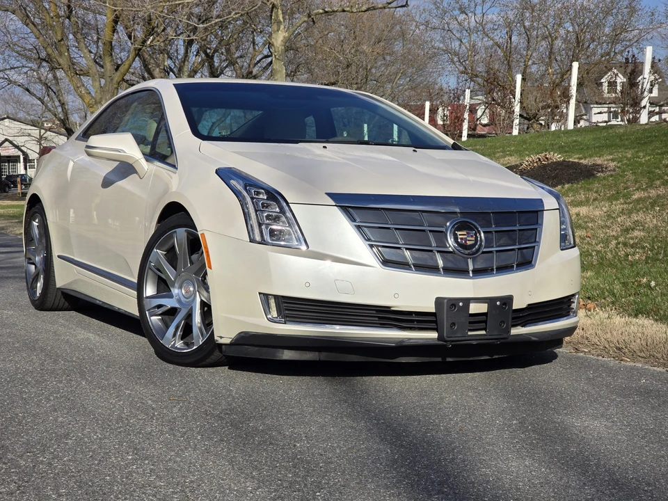 2014 Cadillac ELR - Image 18 of 31