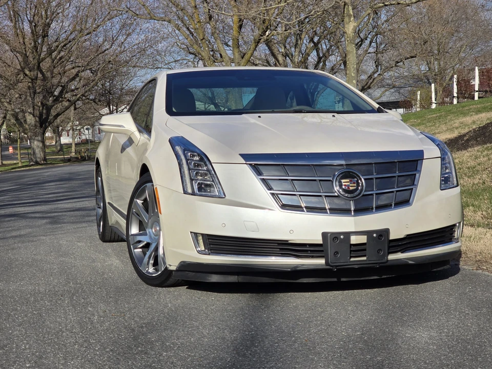 2014 Cadillac ELR - Image 15 of 31