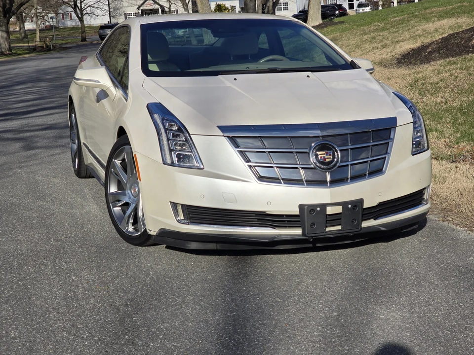 2014 Cadillac ELR - Image 14 of 31