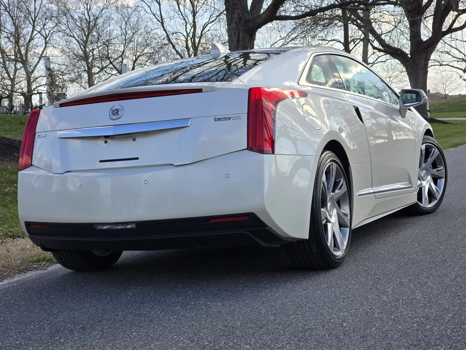 2014 Cadillac ELR - Image 30 of 31