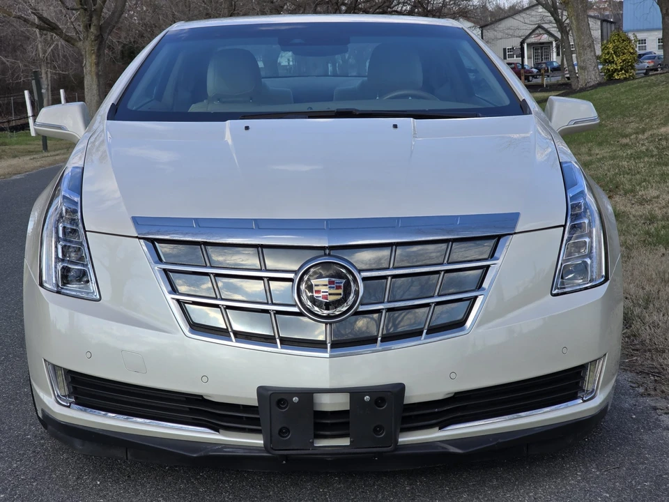 2014 Cadillac ELR - Image 12 of 31