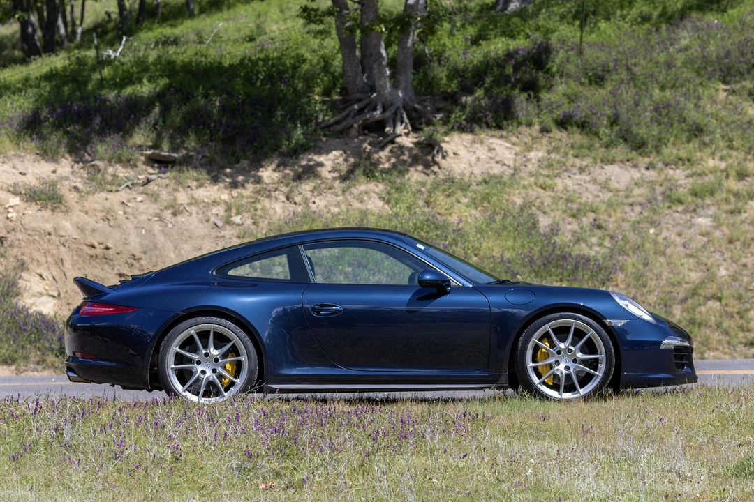2014 Porsche 991 Carrera 4 - Image 10 of 31