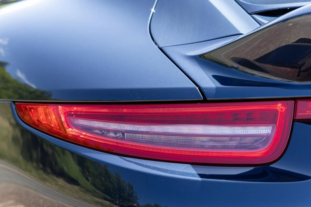 2014 Porsche 991 Carrera 4 - Image 28 of 31