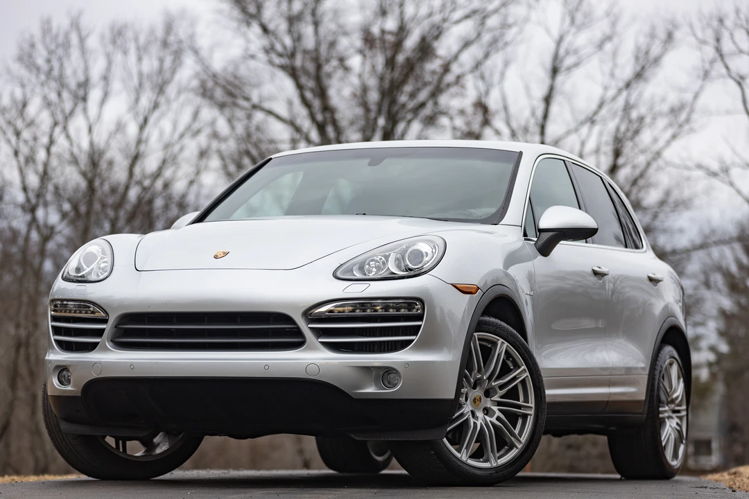 2014 Porsche 958 Cayenne Diesel - Image 2 of 31