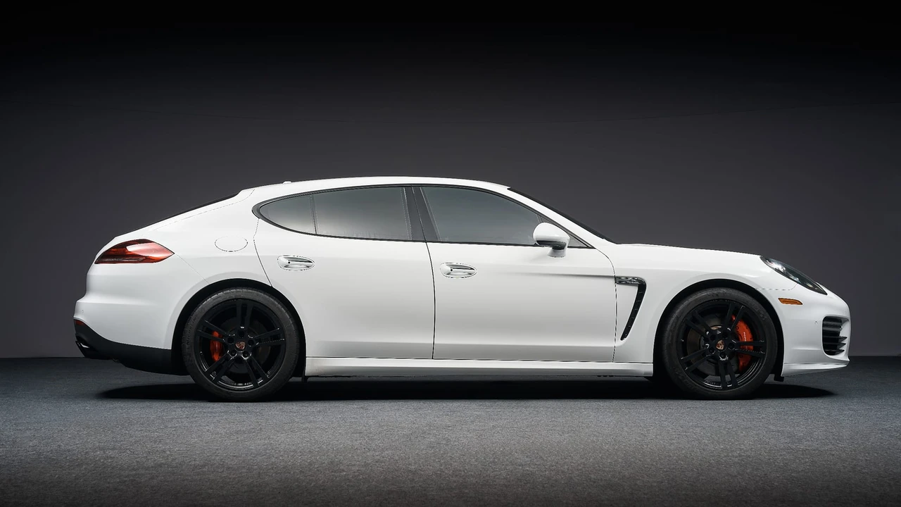 2014 Porsche 970 Panamera GTS - Image 14 of 31