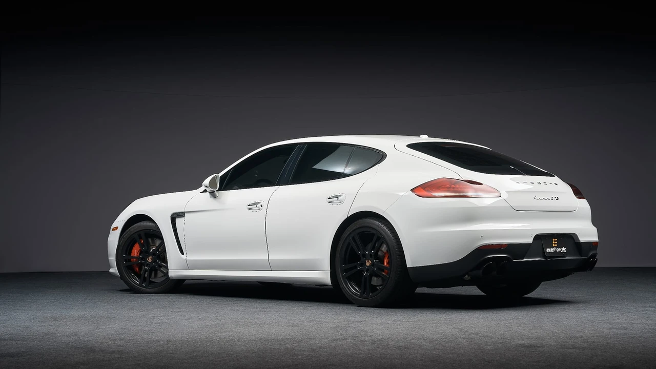 2014 Porsche 970 Panamera GTS - Image 26 of 31