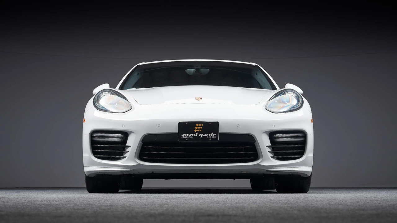 2014 Porsche 970 Panamera GTS - Image 8 of 31