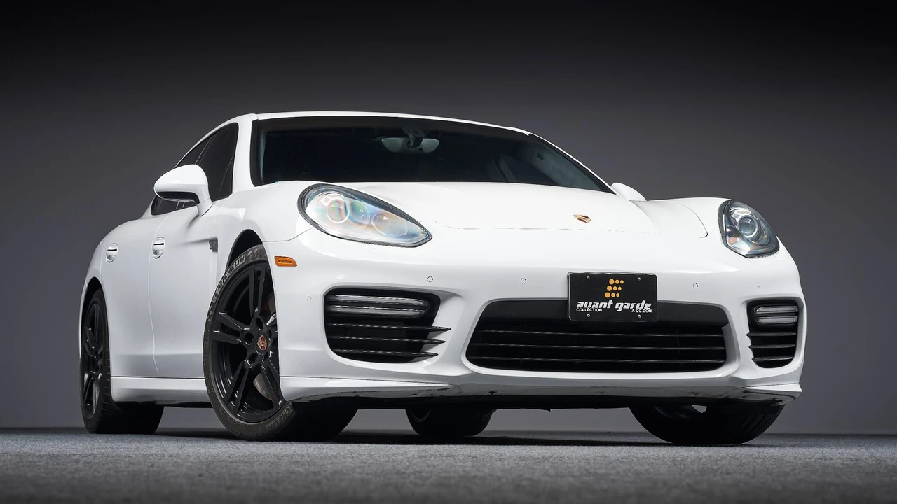 2014 Porsche 970 Panamera GTS - Image 10 of 31