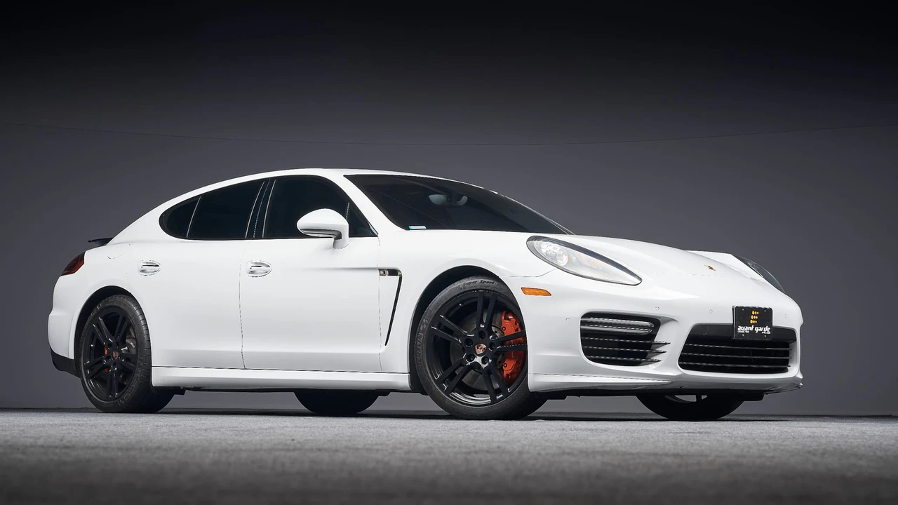 2014 Porsche 970 Panamera GTS - Image 13 of 31
