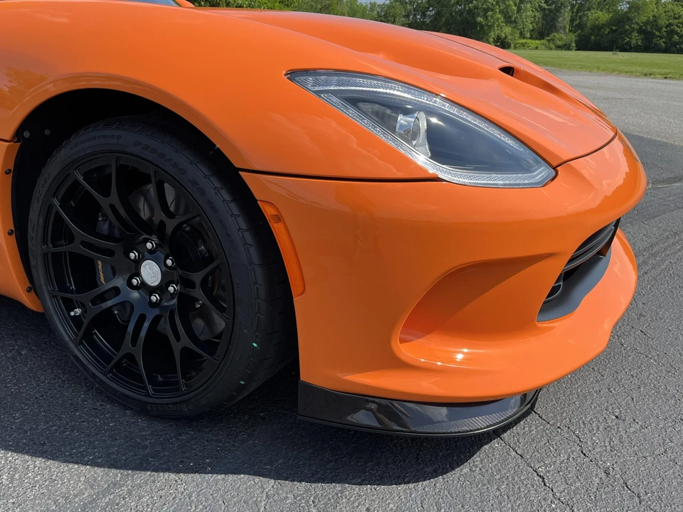 2014 Dodge Viper 5th Gen - Image 27 of 31